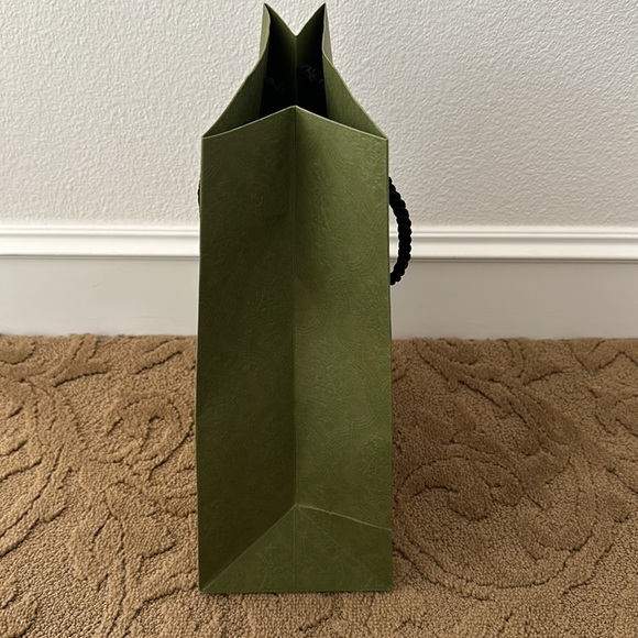 Authentic Gucci Green Brocade Print Textured Empty Shopping Gift Bag - Picture 3 of 6